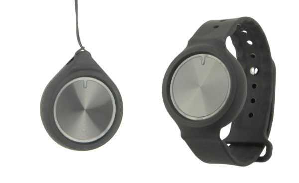 Emerit e-B10: externe noodknop met man down detectie voor de SOSvolaris alarmeringsapp